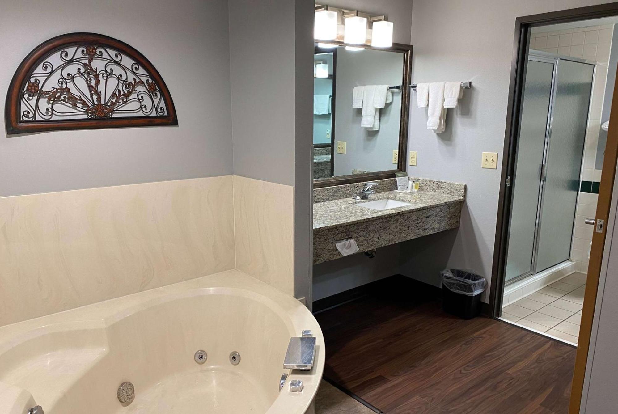 Americinn By Wyndham Chanhassen Extérieur photo