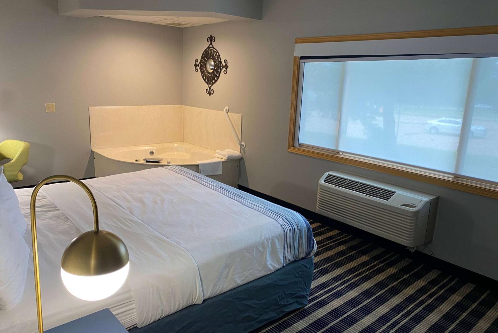 Americinn By Wyndham Chanhassen Extérieur photo