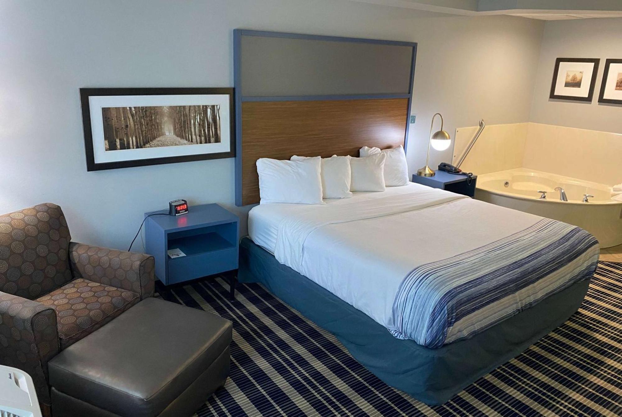 Americinn By Wyndham Chanhassen Extérieur photo